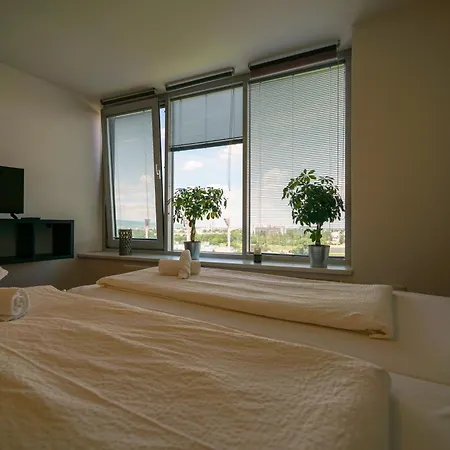 Flora Cozy By Chors Apartment *