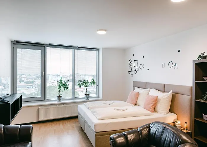 Flora Cozy By Chors Bratislava