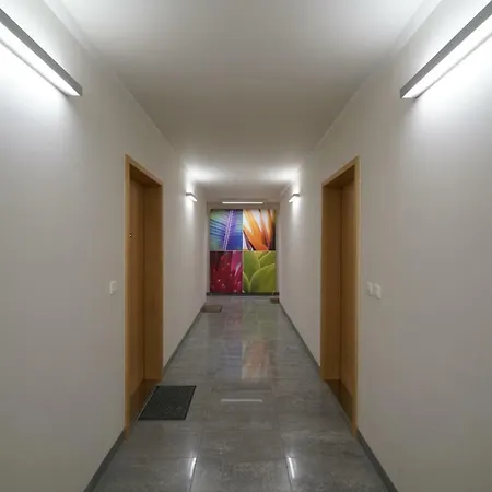 Flora Cozy By Chors Apartman *